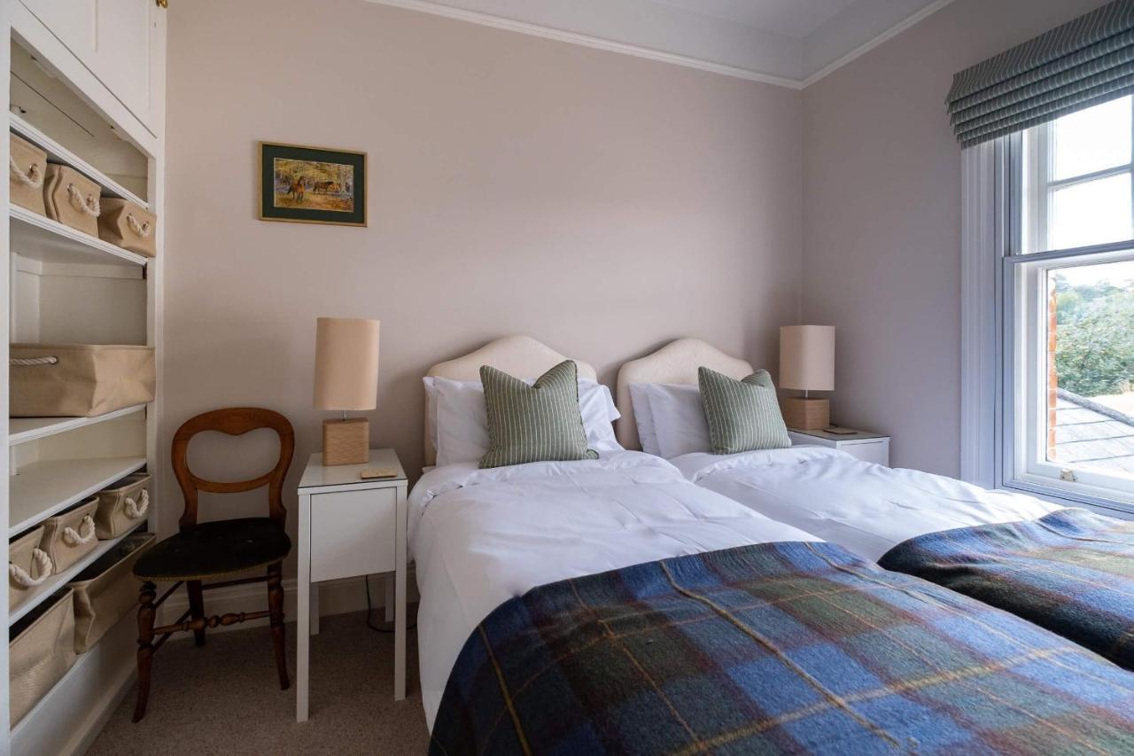 Surrey Lodge Brockenhurst Eksteriør bilde